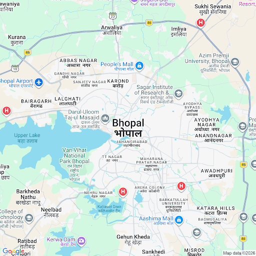 Traditional Indian educational setting with students